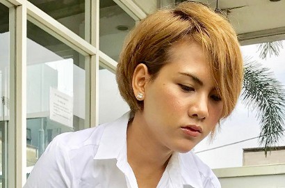Evelyn Pamer Foto Selfie Usai Resmi Dicerai Aming, Netter: Ada Kesedihan