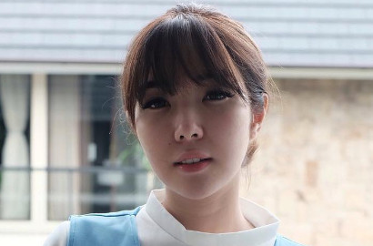 Gisella Anastasia Pede Pamer Belahan Dada di Pemotretan, Netter Geger