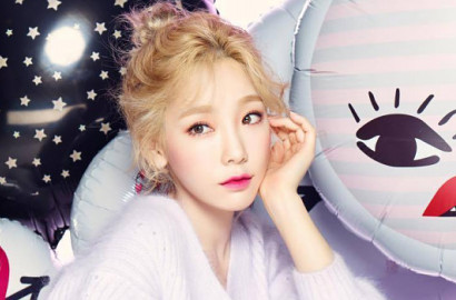 Umbar Pundak Mulus, Tae Yeon Bak Boneka Hidup di Pemotretan Ini