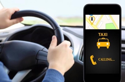 Beredar Video Sopir Taksi Online Dihukum Buka Baju, Begini Reaksi Netter