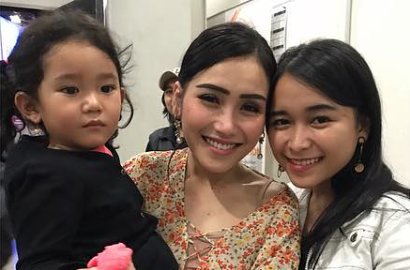 Ayu Ting Ting Ulang Tahun, Doa Sang Adik Jadi Sorotan Netter