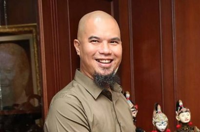 Ahmad Dhani Live Instagram Saat Jam Sholat Tarawih, Netter: Tragis