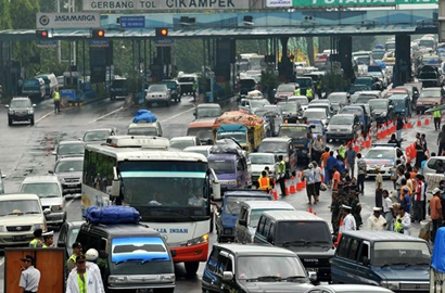 Biar Nyaman dan Seru, 6 Barang Ini Wajib Kamu Bawa Saat Perjalanan Mudik Lebaran Bareng Keluarga