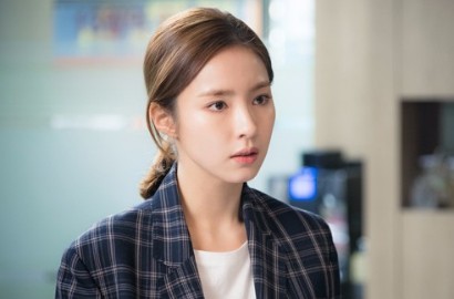 Curhat Karakter di 'Bride of the Water God', Shin Se Kyung: Dia Sedikit Bodoh