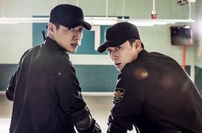 Makin Kocak, Kang Ha Neul Acungkan Jari Tengah ke Park Seo Joon di 'Midnight Runners'