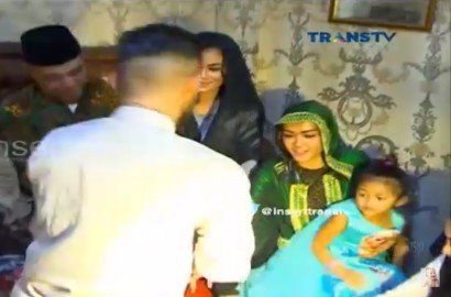 Adik Cerita Momen Lebaran dan Tradisi Sungkem Terakhir Bareng Julia Perez