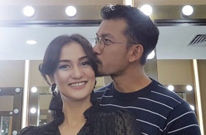 Tulang Punggung Miring, Seperti Ini Kondisi Atiqah Hasiholan Usai Melahirkan