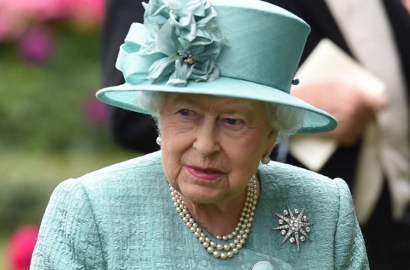 Gara-Gara Ini, Warga Inggris Laporkan Ratu Elizabeth ke Polisi