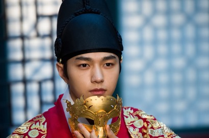 Nyanyi OST 'Ruler', Kisah Cinta Tragis L Infinite Bikin Hati Hancur