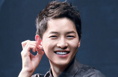 Wajah Penuh Luka, Cerianya Song Joong Ki Syuting Film 'Battleship Island'