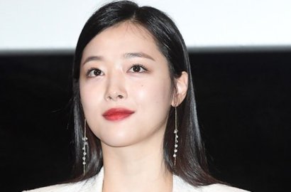 Hadiri Acara Promosi Film, Busana dan Aksesoris Sulli Ini Habiskan Rp 930 Juta