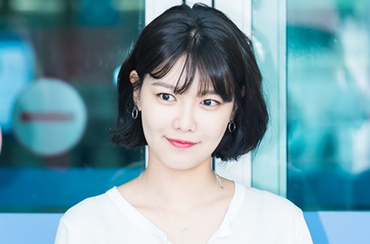Sooyoung Pamer Foto Tiduran Cantik, Netter Salah Fokus Gara-Gara Ini