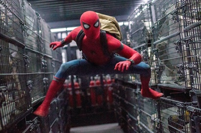 Bocorkan Identitas Diri, Tonton Keseruan Vlog Spider-Man Ikut 'Civil War'