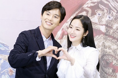 Syuting Adegan Ciuman di 'Seven Day Queen', Park Min Young-Yeon Woo Jin Asyik Saling Goda