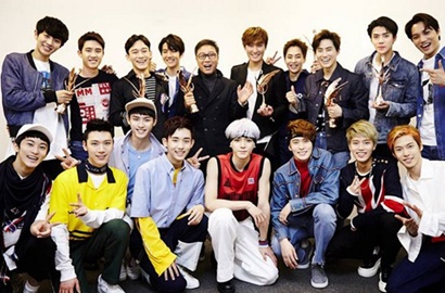 Ikut Workshop, Intip Akrabnya EXO Foto Bareng Member NCT Hingga Staff