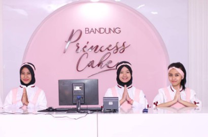 Bakal Buka di Bogor, Izin Toko Kue Syahrini Masih Bermasalah