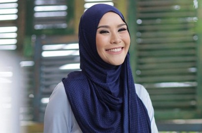 Putri Kecilnya Mantap Berhijab, Zaskia Adya Mecca Tulis Komentar Mengharukan Ini