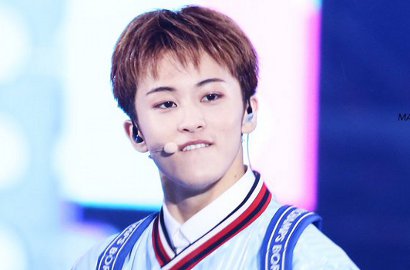 Manggung 8 Kali di Konser SM Town, Mark NCT Dipuji Sekaligus Dikasihani Fans