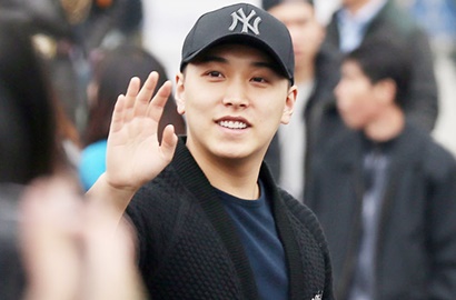 Buka Suara, Sungmin Akhirnya Jelaskan Soal Isu Nge-Block Fans Korea