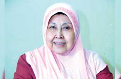 Derita Penyakit Ini, Aminah Cendrakasih 'Mak Nyak' Si Doel 5 Tahun Terbaring di Kasur