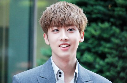 Terang-Terangan Kirim Kode Cinta Sesama Idol, Insung KNK Tuai Cibiran
