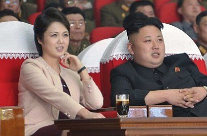 Muncul Usai 'Hilang' Berbulan-Bulan, Begini Penampilan Anggun Istri Kim Jong Un