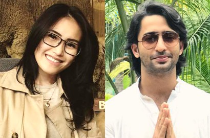 Tulisan Baper Ayu Ting Ting 'Alone Is Better' Ternyata Buat Shaheer Sheikh?