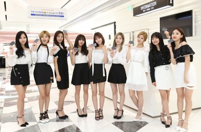 Twice Kompak Ubah Warna dan Gaya Rambut, Siapa Makin Cantik?