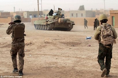 Mosul Direbut, Beredar Video Pasukan Irak Eksekusi Anggota ISIS dengan Brutal