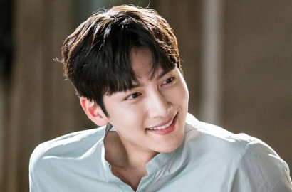 Posting Foto Sedih 'Suspicious Partner' Tamat, Ji Chang Wook Bikin Baper Tak Rela