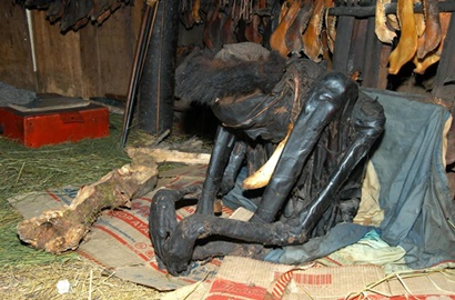 Percaya Nggak Percaya, 7 Ritual Kematian Mengerikan Ini Ada di Indonesia, Bikin Merinding