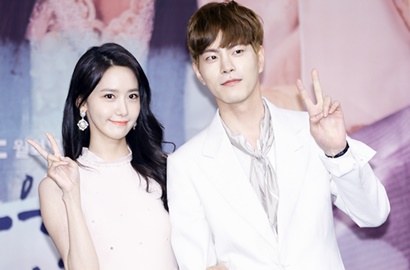 Sepayung Berdua, Awas Dibikin Baper Yoona-Hong Jong Hyun di BTS 'King in Love'