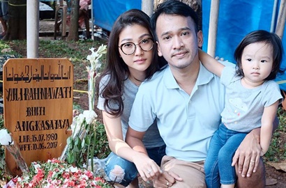 Bikin Nangis, Begini Cara Ruben Onsu dan Sarwendah Rayakan Ultah Julia Perez