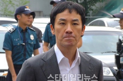 Uhm Tae Woong Tak Akan Datang di Jumpa Pers 'Excavator' karena Skandal Seks?