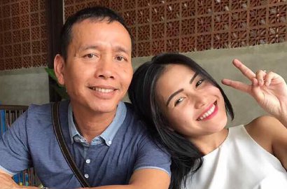 Beredar Isu Ayah Biologis Sedang Sakit, Foto Ciuman Bibir Ayu Ting Ting dan Rozak Dibahas Lagi