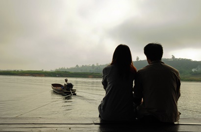 Menjomblo Lama Bikin Tertarik CLBK? 9 Tanda ini Tunjukkan Mantan adalah Jodohmu yang Tertunda