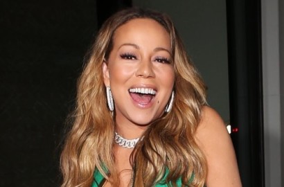 Video Viral Mariah Carey Malas Gerak Saat Konser Dihujat  Netter