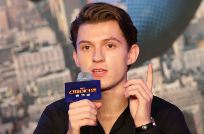Tom Holland Sebenarnya Punya Adegan Seks di 'Spider-Man: Homecoming'?