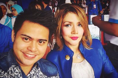 Heboh Isu Dinikahi Kakek-Kakek, Istri Galih Ginanjar Akhirnya Buka Suara