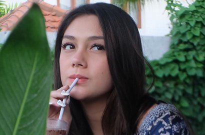 Sering Jadi Bahan Cibiran, Celine Evangelista Akhirnya Ungkap Usia Kehamilan