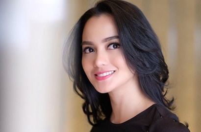 Digosipkan Tak Akur dengan Keluarga Mendiang Suami, Ini Kata Ririn Ekawati