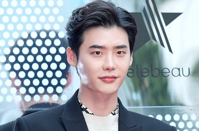 Lee Jong Suk Dirumorkan Tolak Tawaran 'Witch' Karena Wamil, Ini Kata YG