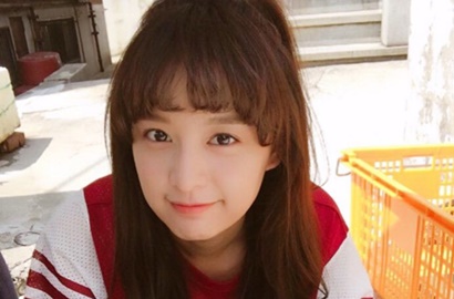 Pakai Dress Cantik, Begini Girangnya Kim Ji Won Pamer Foto di Bali