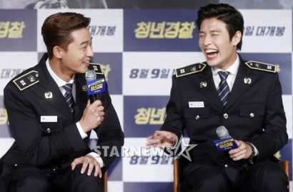 Pamer Bromance, Kang Ha Neul dan Park Seo Joon Saling Puji Seksi