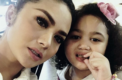 Krisdayanti Awet Muda Bak ABG, Amora Dipuji Tak Kalah Cantik