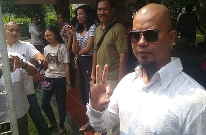 Kasus Dugaan Hate Speech 'Penista Agama' Dilanjut, Ahmad Dhani Santai Jika Jadi Tersangka