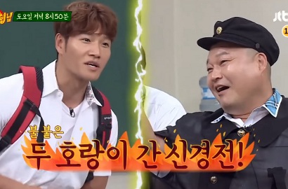 Jadi Bintang Tamu 'Ask Us Anything', Kim Jong Kook Adu Robek Nametag Lawan Kang Ho Dong