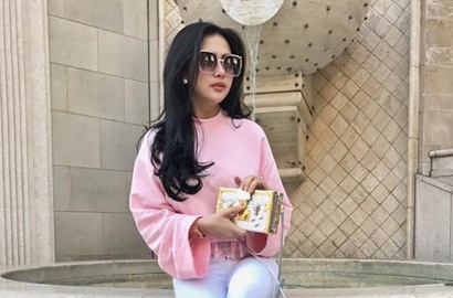 Besar dan Mewah, Kendaraan Syahrini Saat ke Bandung Ini Bikin Netter Ternganga