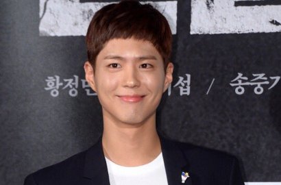 Beri Hadiah ke Song Joong Ki dan Puji Aktingnya, Ini Kesan Park Bo Gum untuk 'Battleship Island'