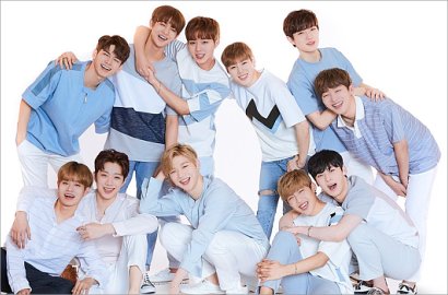 Fans Penuhi Jalan Demi Tunggu Wanna One di 'Weekly Idol', Netter Kritik Habis-Habisan